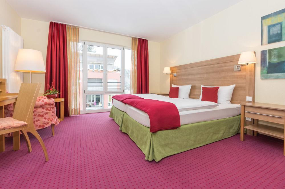 Hotel Harzer Am Kurpark Bad Herrenalb Eksteriør bilde